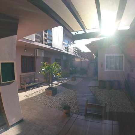 Origin Acomodacoes Hotel Guarda do Embaú Buitenkant foto
